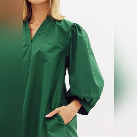 NEW Hunter Green Pocket Dress - Picture 2 of 3
